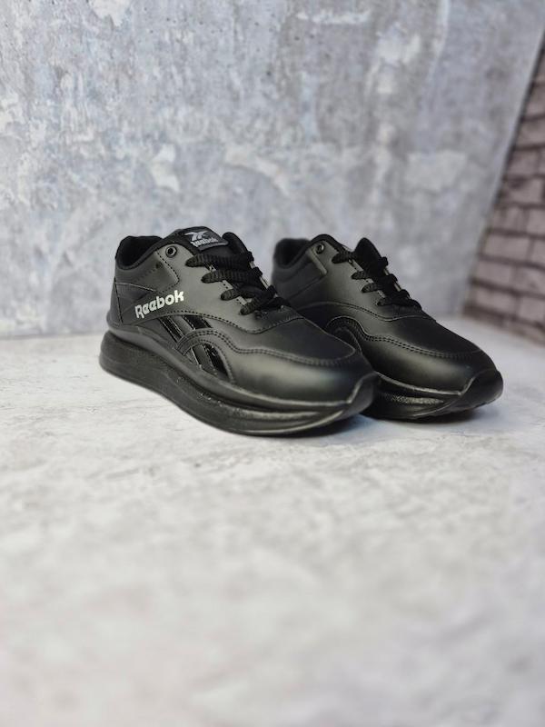 اسپورت دخترانه