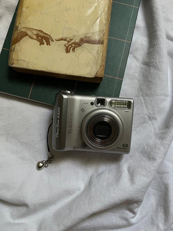 Canon powershot A520