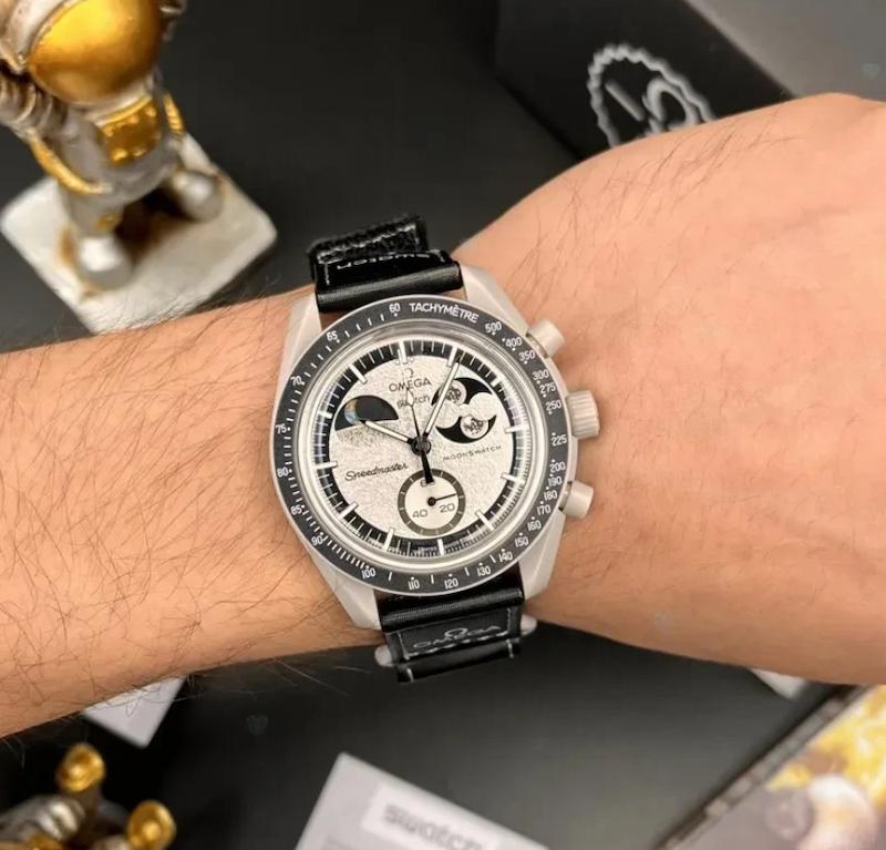 ساعت امگا سواچ ماموریت به فاز زمین Omega Swatch MISSION TO EARTHPHASE امگا ( Omega