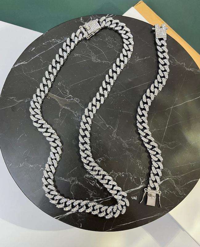 گردنبند کارتیر فول نگین صورتی