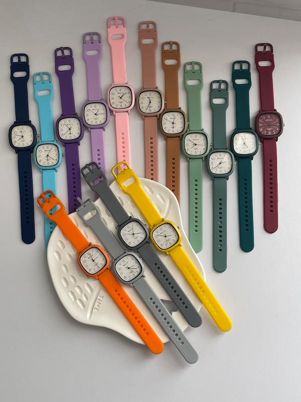 ساعت دخترانه بولون مربع شرکتی درجه یک