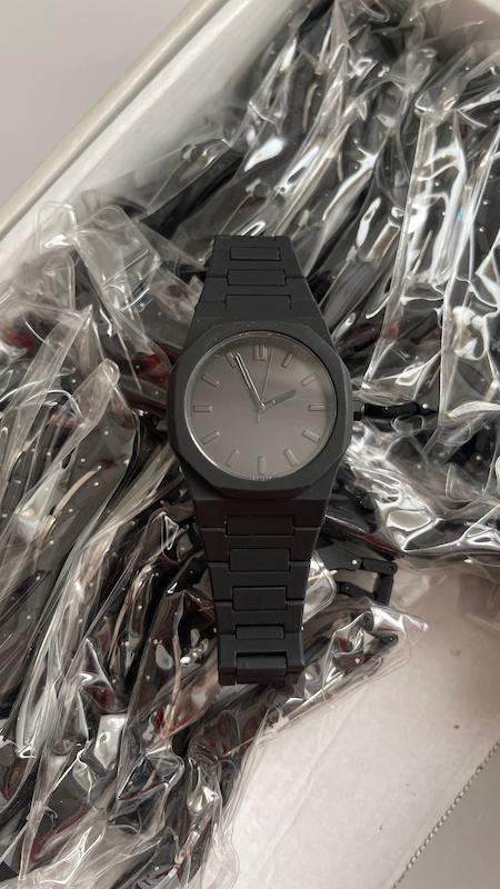 ساعت فول بلک کربن