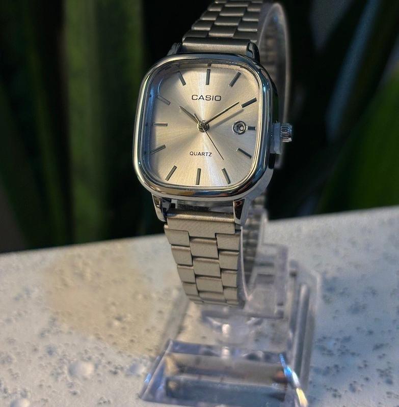 ساعت مچی زنانه کاسیو مدل ۳۲۹۸ با بند استیل