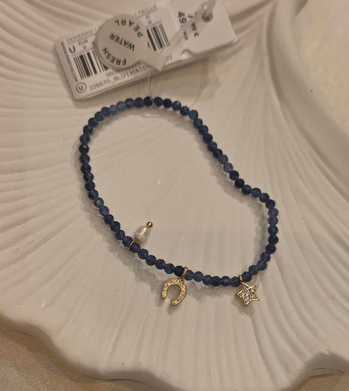 دستبند چارم دار 