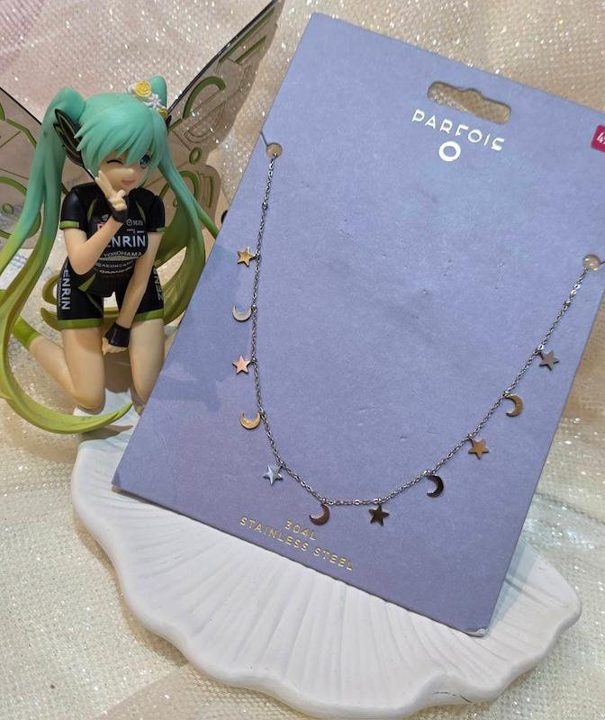 گردنبند ماه و ستاره