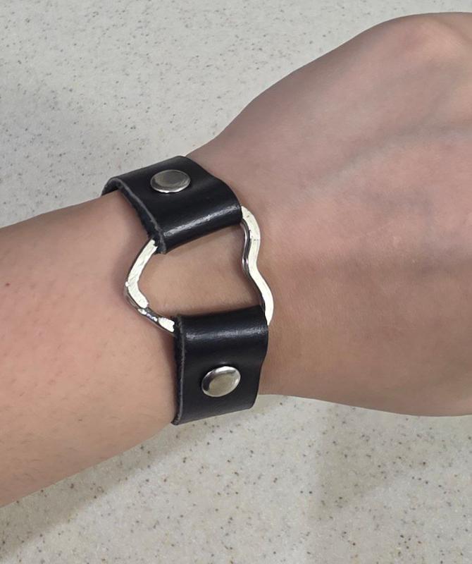 دستبند قلبی