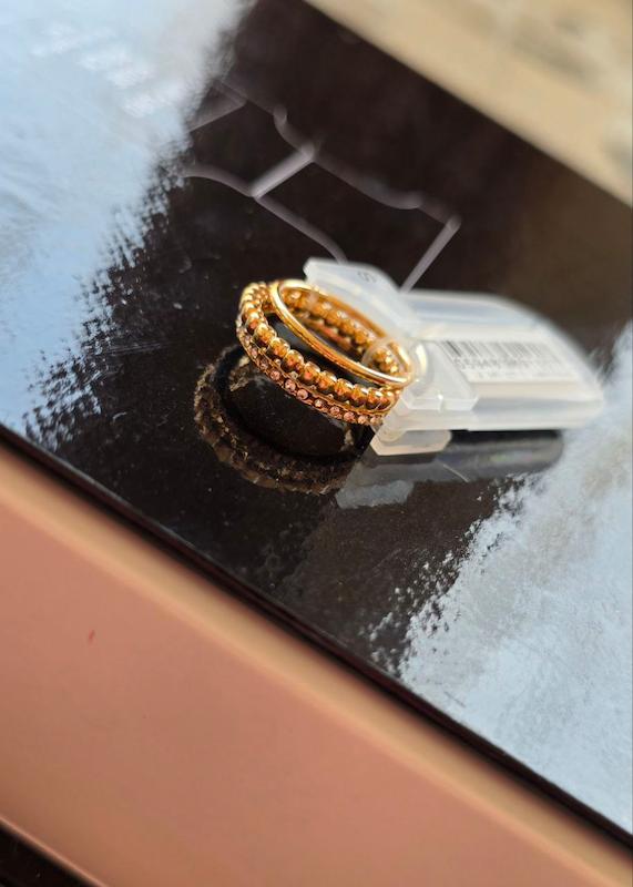 انگشتر ۳ لاین