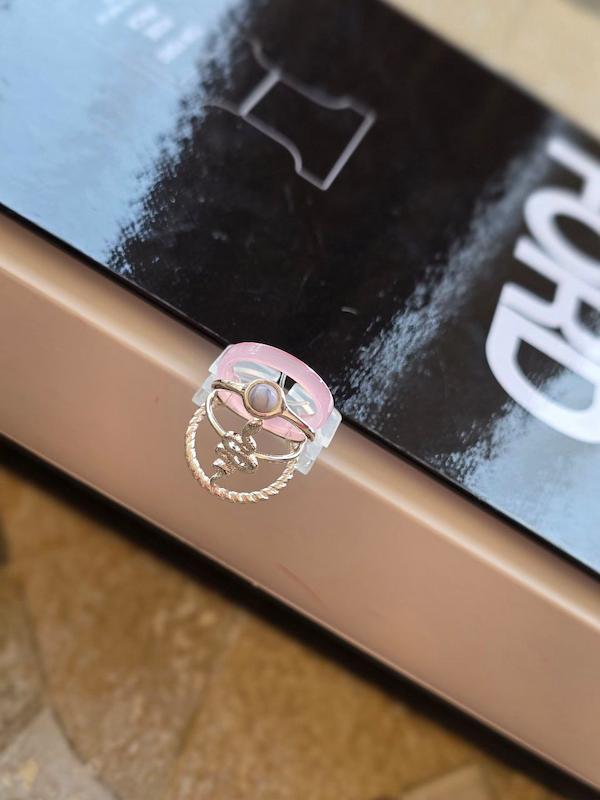 انگشتر ۴ لاین