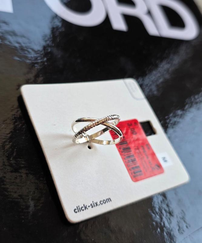 انگشتر ضربدری