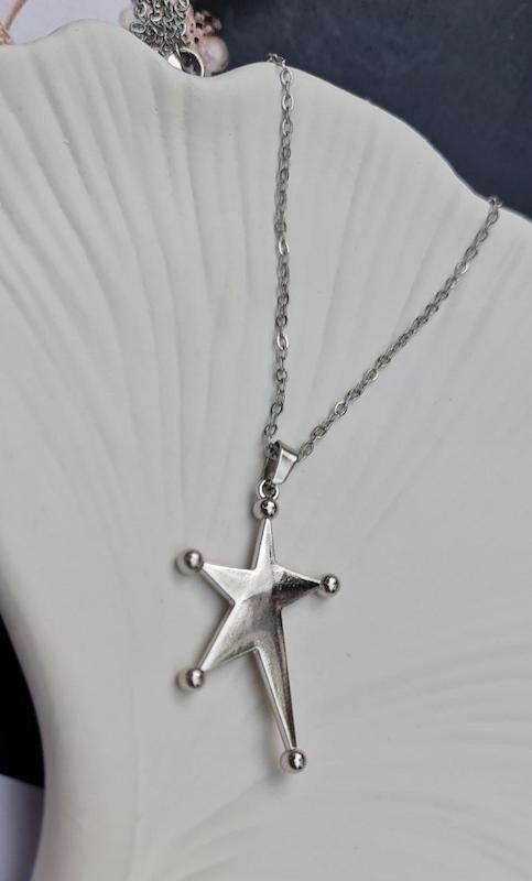 گردنبند ستاره تک