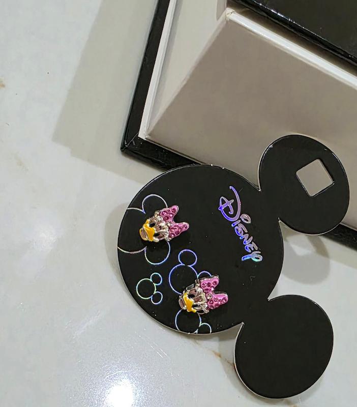 گوشواره دیزی داک