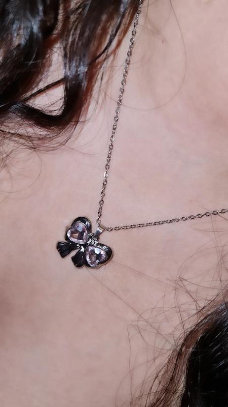 گردنبند پاپیون