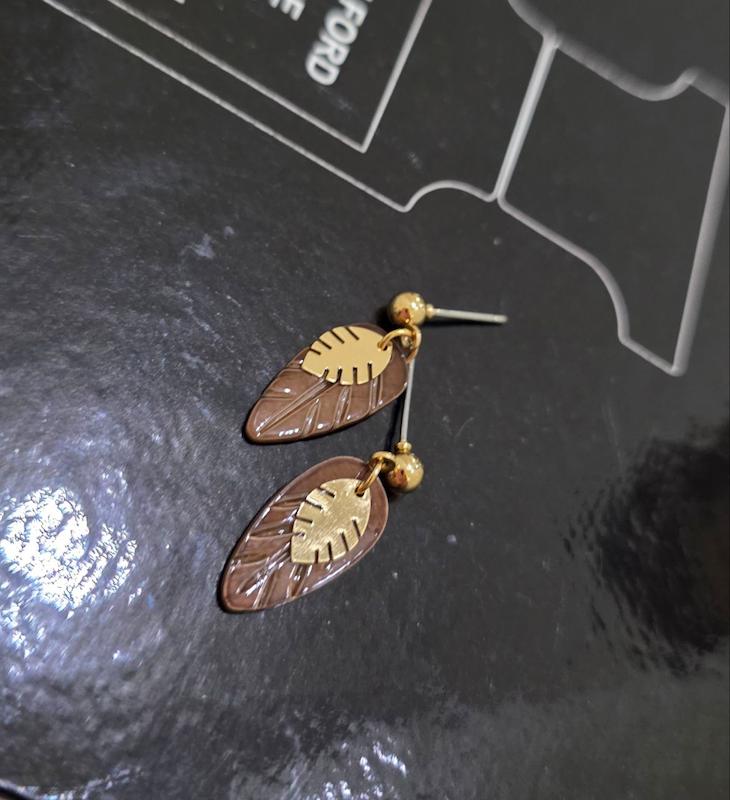 گوشواره برگ