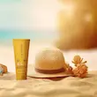 کرم ضد آفتاب و ضد لک بی‌رنگ لافارر SPF50 مناسب پوست‌های خشک و معمولی