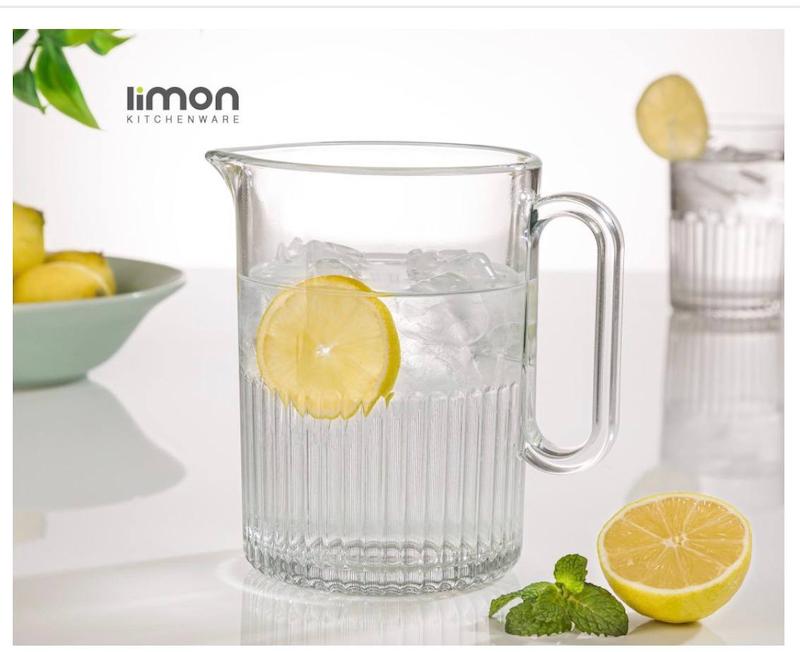 پارچ شیشه ای شیار دار