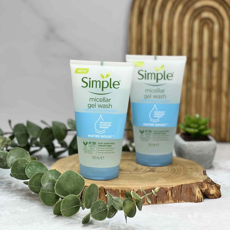 شوینده صورت سیمپل خشک و حساس 