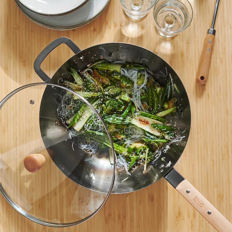 ووک کربن استیل ایکیا مدل VARDAGEN – قطر 32 سانتی‌متر