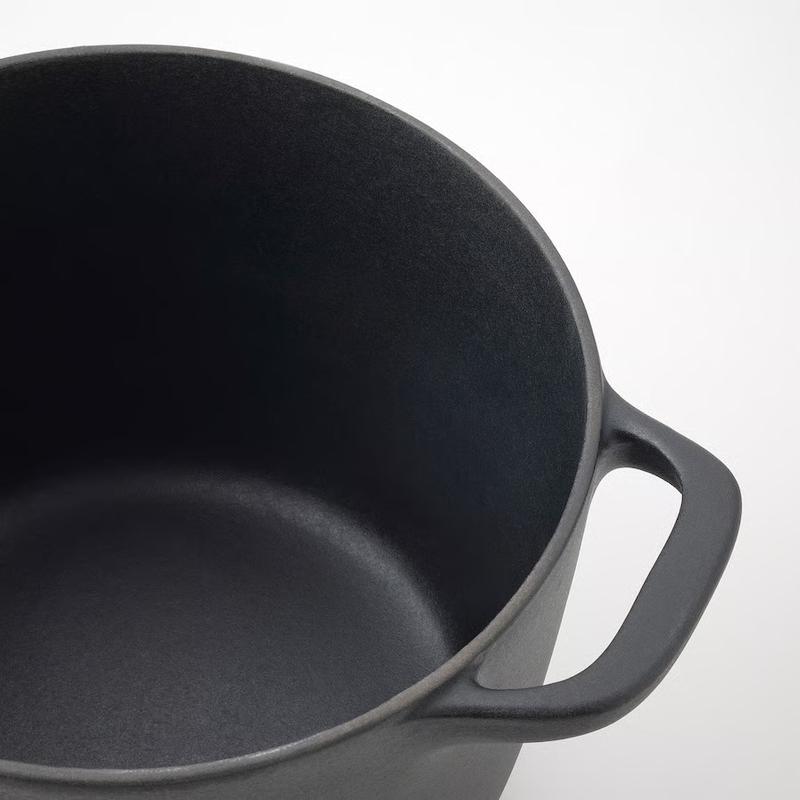 قابلمه چدن ایکیا مدل VARDAGEN لعاب‌دار مات/مشکی – 5 لیتر