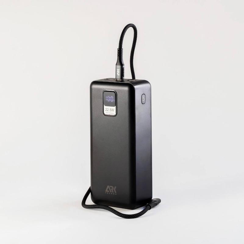 پاوربانک مشکی  30000 میلی‌آمپرساعتی ARK Techno مدل 22.5W Fast Charge