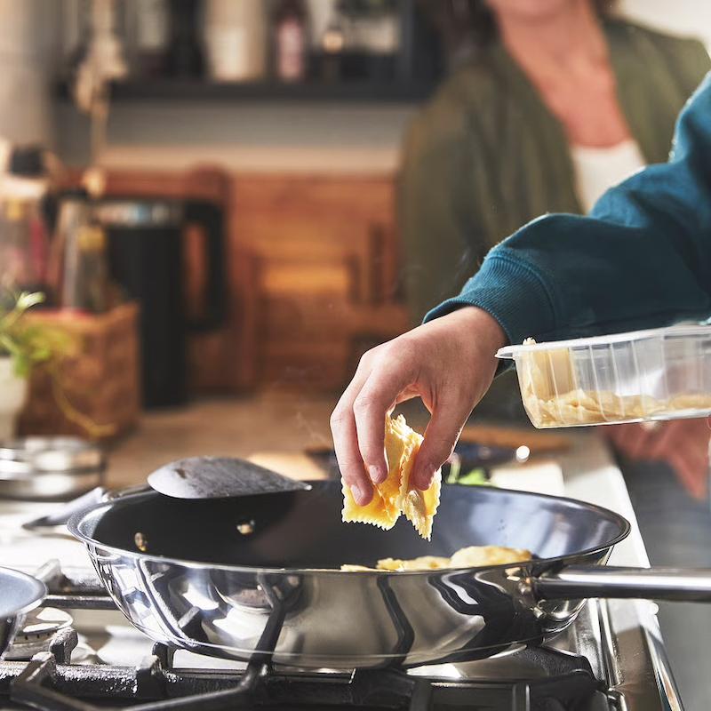 ماهیتابه استیل سرامیکی ایکیا مدل IKEA 365+ سایز ۳۲ سانتی‌متر