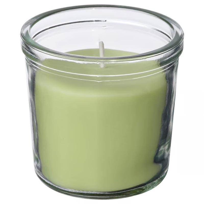شمع معطر ایکیا مدل LOVSKOGSLUND - رایحه سیب - ۲۰ ساعته