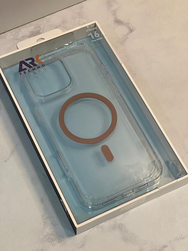 قاب شفاف تیتانیوم مناسب iphone 16 promax مگ‌سیف ARK Techno مدل Anti-Yellowing