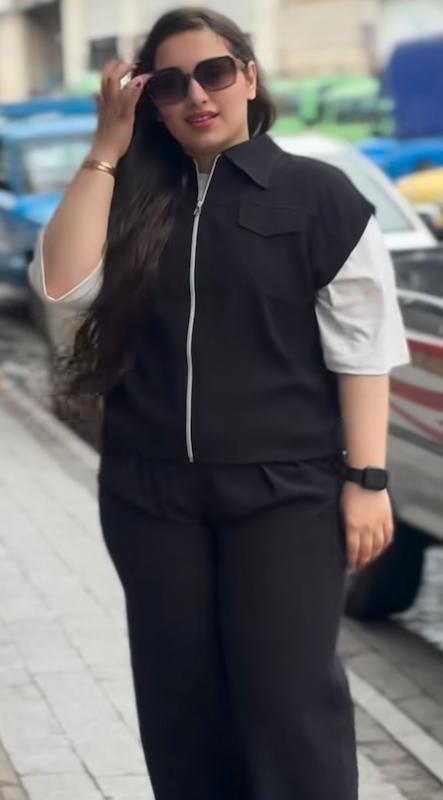 ست وست و شلوار ۱۷۰۱