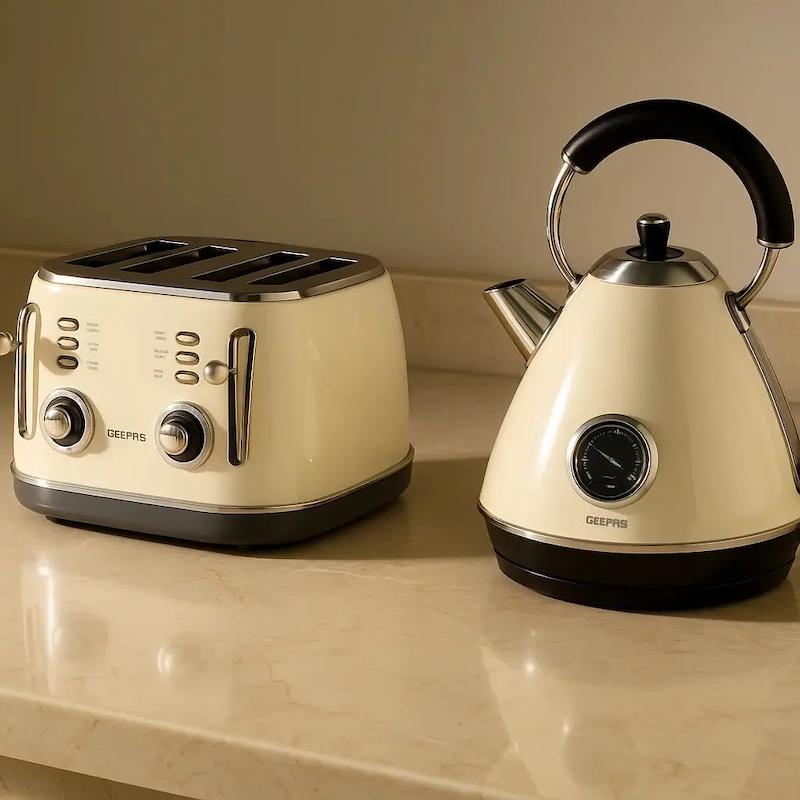 کتری برقی Geepas