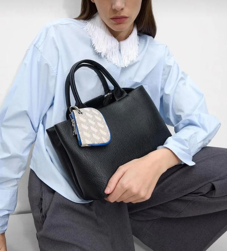 کیف مشکی پارفوآ