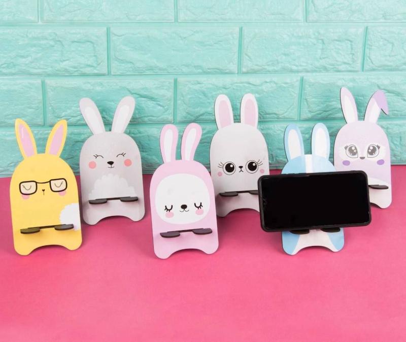 هولدر موبایل چوبی