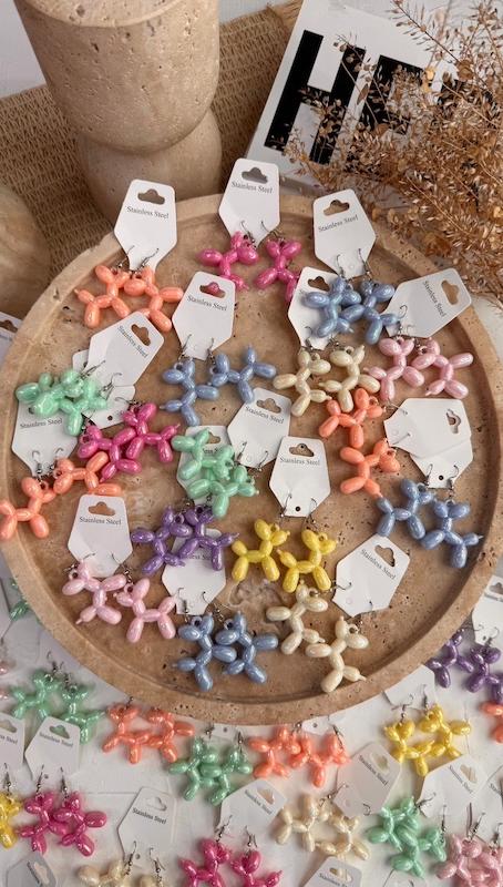 جاسوئیچی داگ بالون