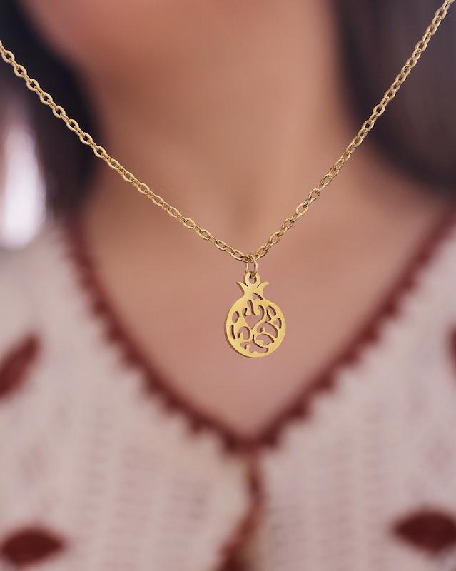 ⁨	⁨	گردنبند مینیمال طرح طلا استیل