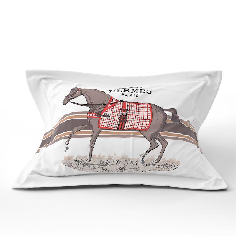 روبالشتی برند 83