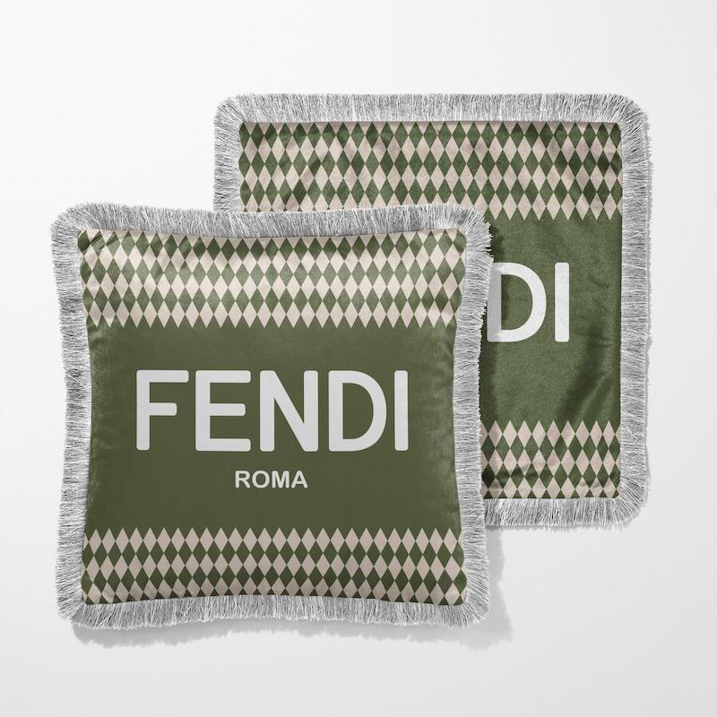 کوسن لوکس 18