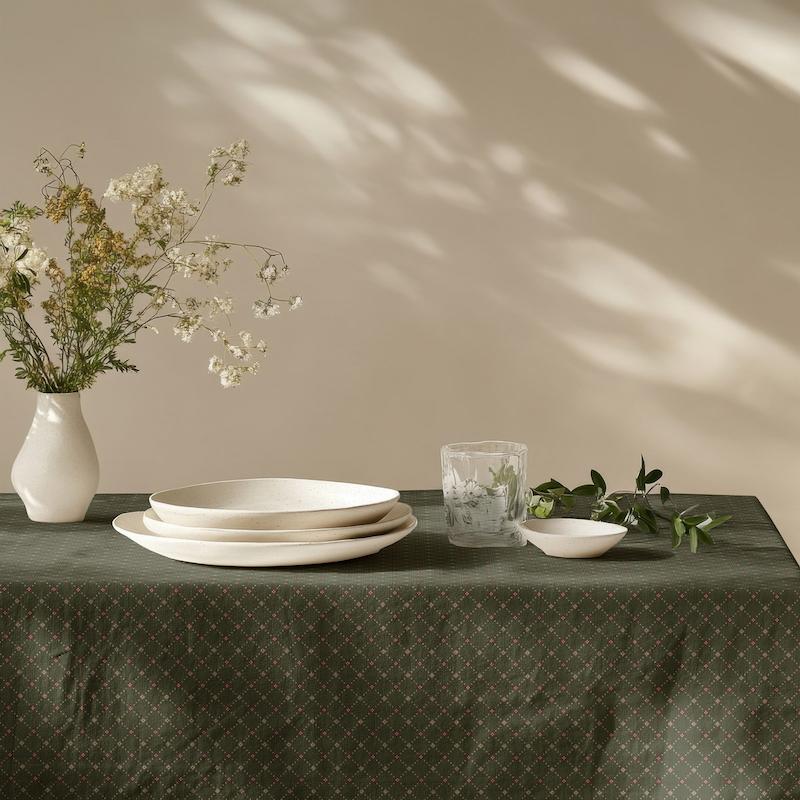 رومیزی کلاسیک 750