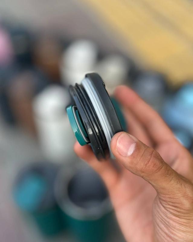 تراول ماگ تایسو TYESO مدل درب آسان نوش
