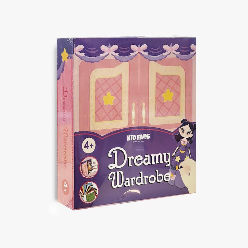  Dreamy Wardrobe, بازی Dreamy Wardrobe, بازی طراحی لباس کودک, بازی خلاقانه کودک, اسباب بازی فکری, بازی فانتزی کودک, تقویت خلاقیت کودک, اسباب بازی ۴ سال به بالا