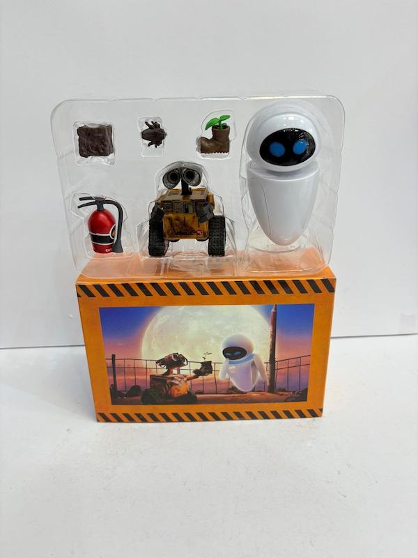 اکشن فیگور وال ای و ایو پک دوتایی والی همراه اکسسوری مدل Wall-E Action Figure