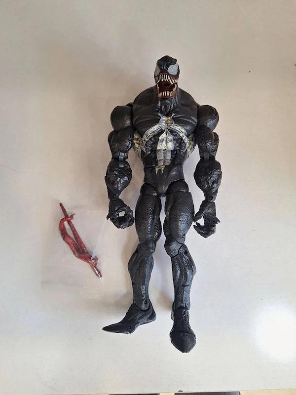 اکشن فیگور ونوم مارول مدل Venom