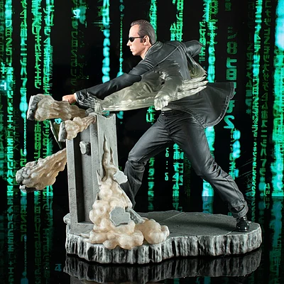 اکشن فیگور مامور اسمیت ماتریکس The Matrix Agent Smith برند Diamond Select Toys