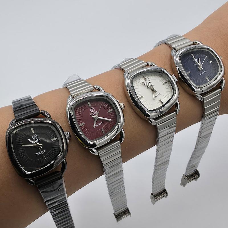 ساعت مچی فلورا دفرمه زنانه مربع کد ۱۱۱۷