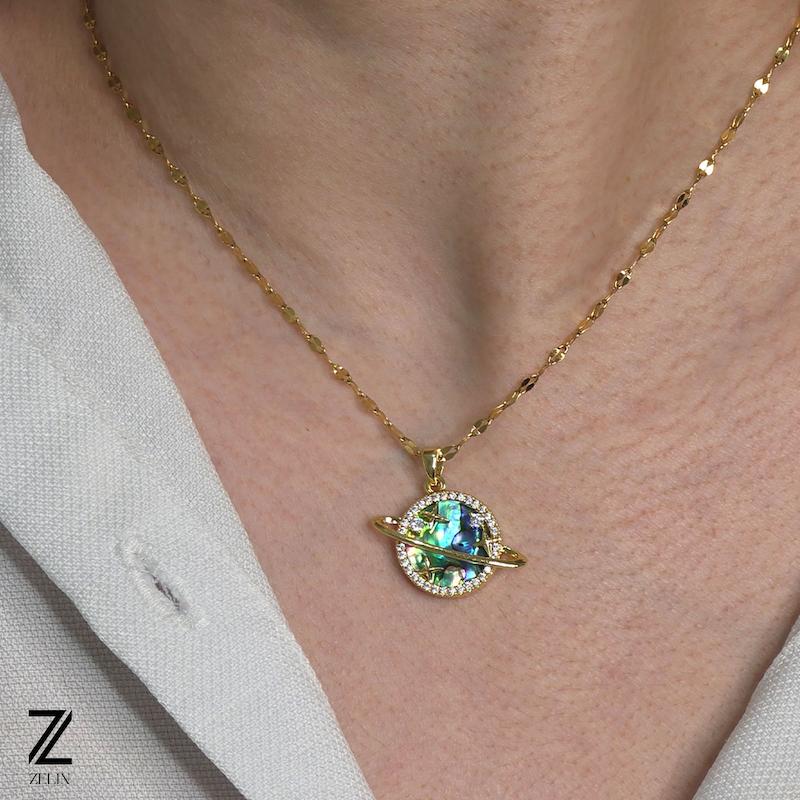 گردنبند استیل زحل زنانه کد ۱۱۲۵