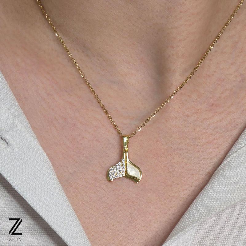 گردنبند دم وال نگینی زنانه کد ۱۱۲۴