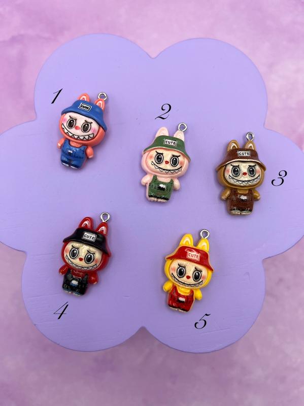 آویز خمیری لبوبو