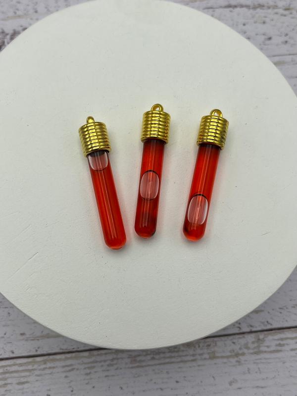 آویز شیشه خون