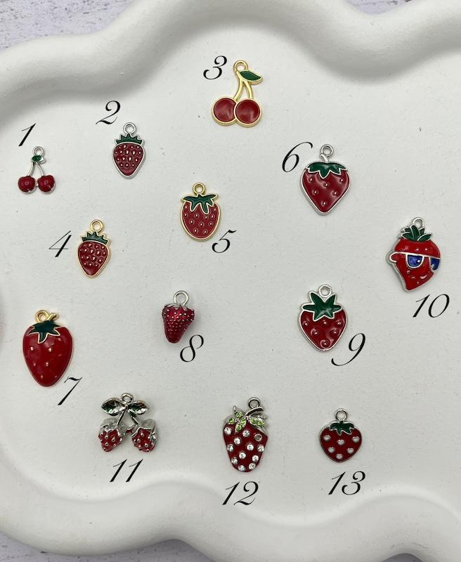 پلاک آلبالو گیلاس و توت فرنگی