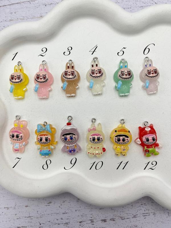 آویز خمیری لبوبو شبتاب