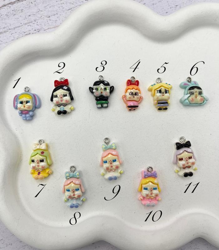 آویز خمیری کرای بیبی