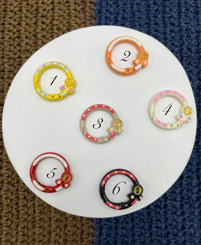 حلقه جاکلیدی رنگی