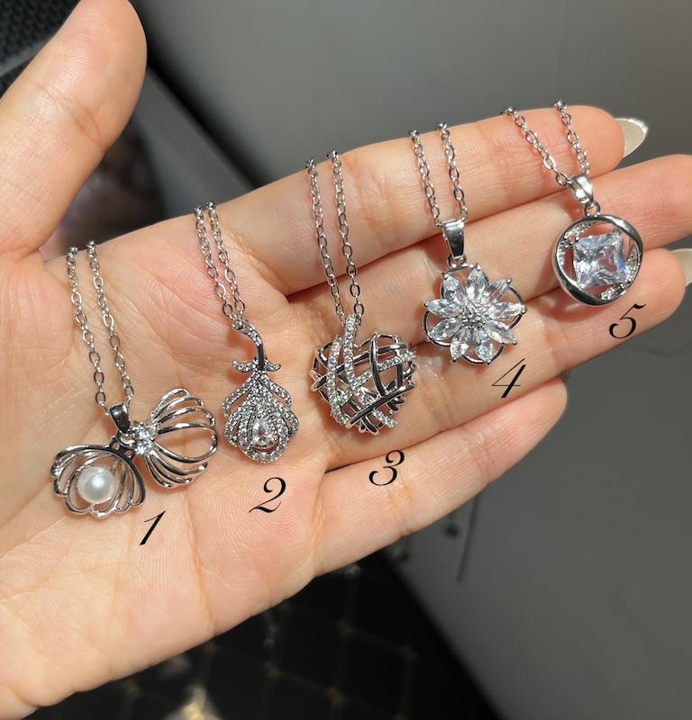 آویز سوارسکی